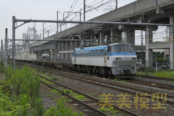 ＥＦ６６１０３+コキ車.8071レ[がれき輸送コンテナ返送]：宇都宮駅